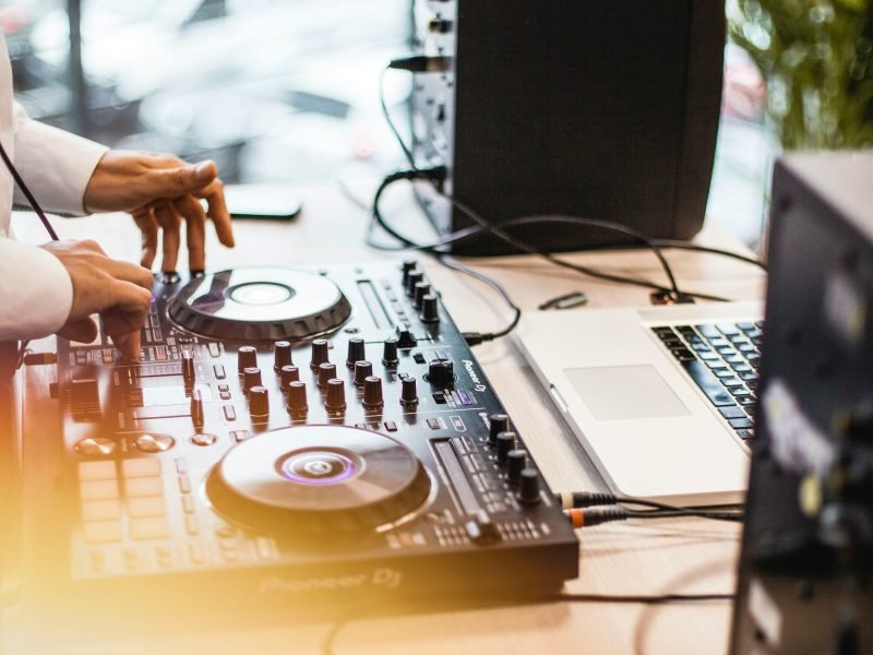 dj in a cafe with speakers
